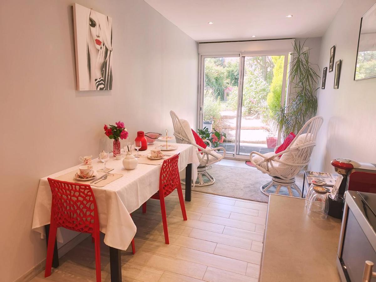 La Saint Martinoise Bed & Breakfast Exterior photo